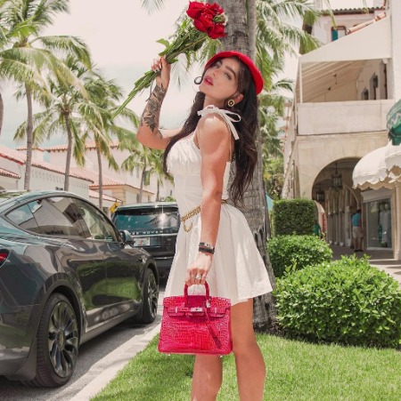 Emily Rinaudo is a TV personality and social media influencer.